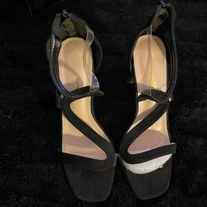 NWT Women’s 9 Black Heeled Sandal 4.5 Blade Heel Zipper Closure PVC Detail